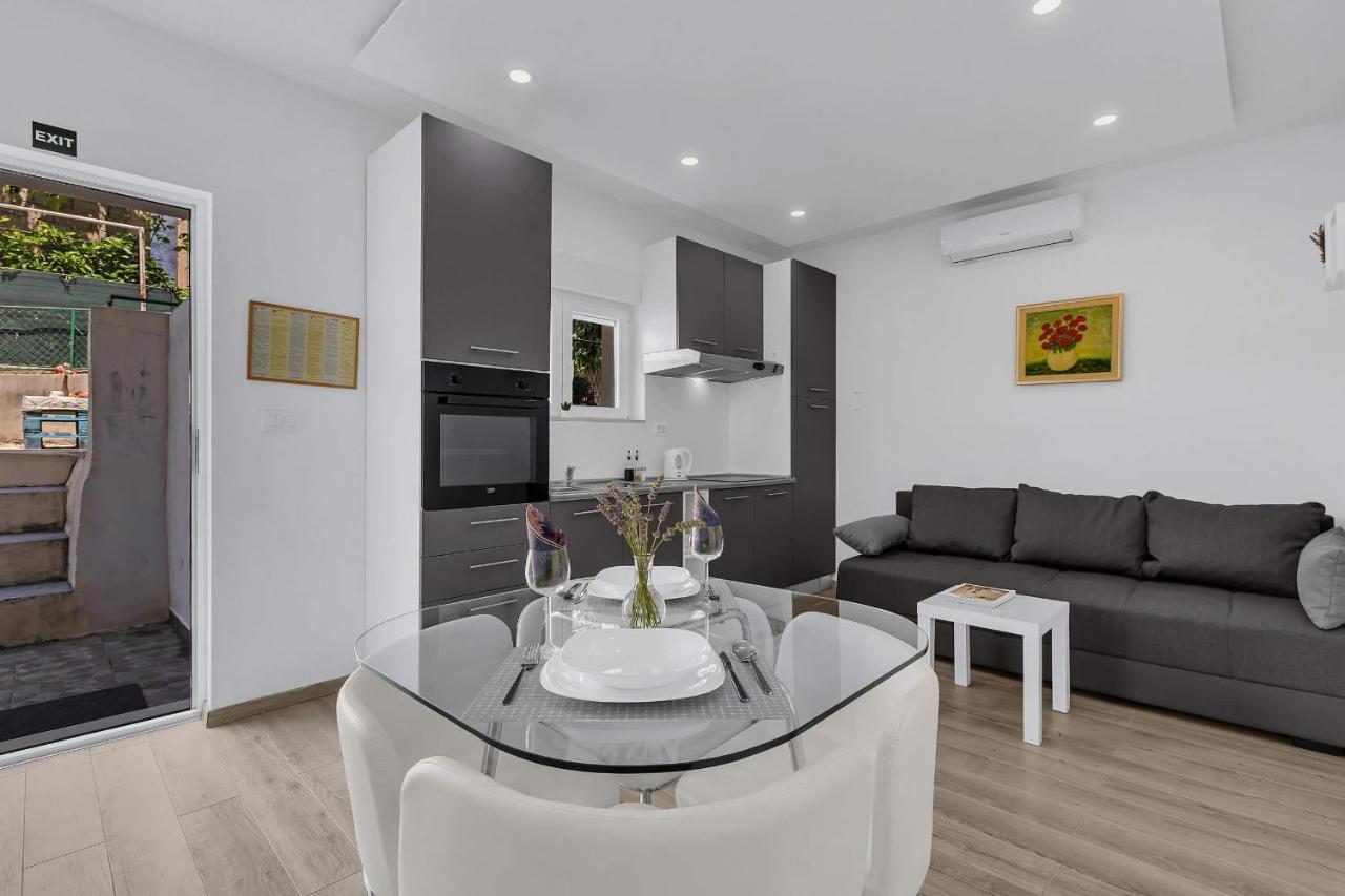 מאקרסקה Sunny Garden Apartments Ana מראה חיצוני תמונה