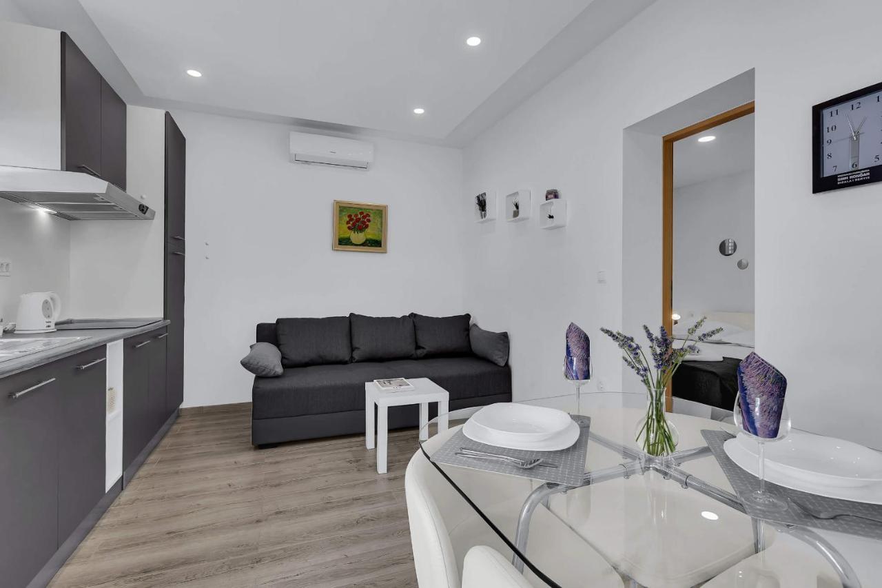מאקרסקה Sunny Garden Apartments Ana מראה חיצוני תמונה