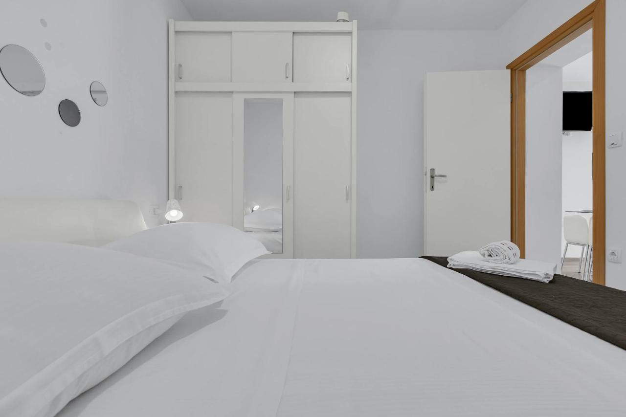 מאקרסקה Sunny Garden Apartments Ana מראה חיצוני תמונה